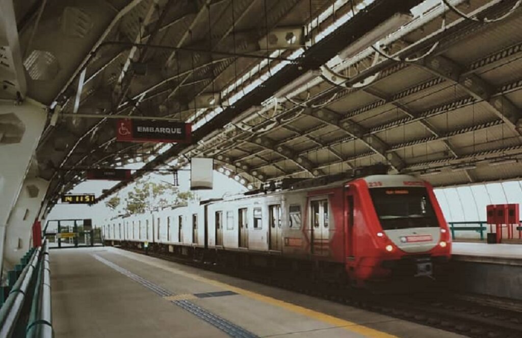 Negociações avançam e paralisação de metroviários é suspensa