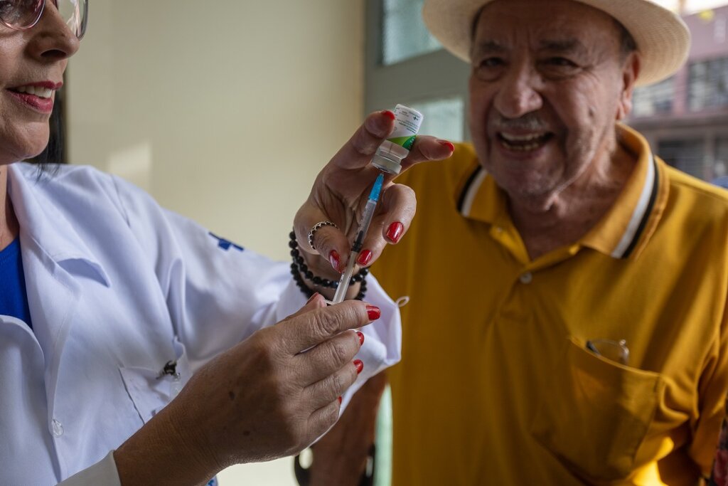 Vacinação contra a gripe está disponível a partir desta segunda-feira em Canoas