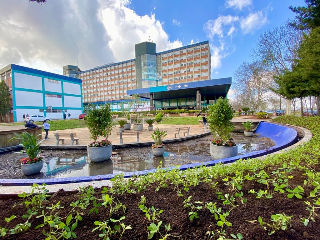 Hospital Universitário de Canoas paga salários e regulariza situação com fornecedores