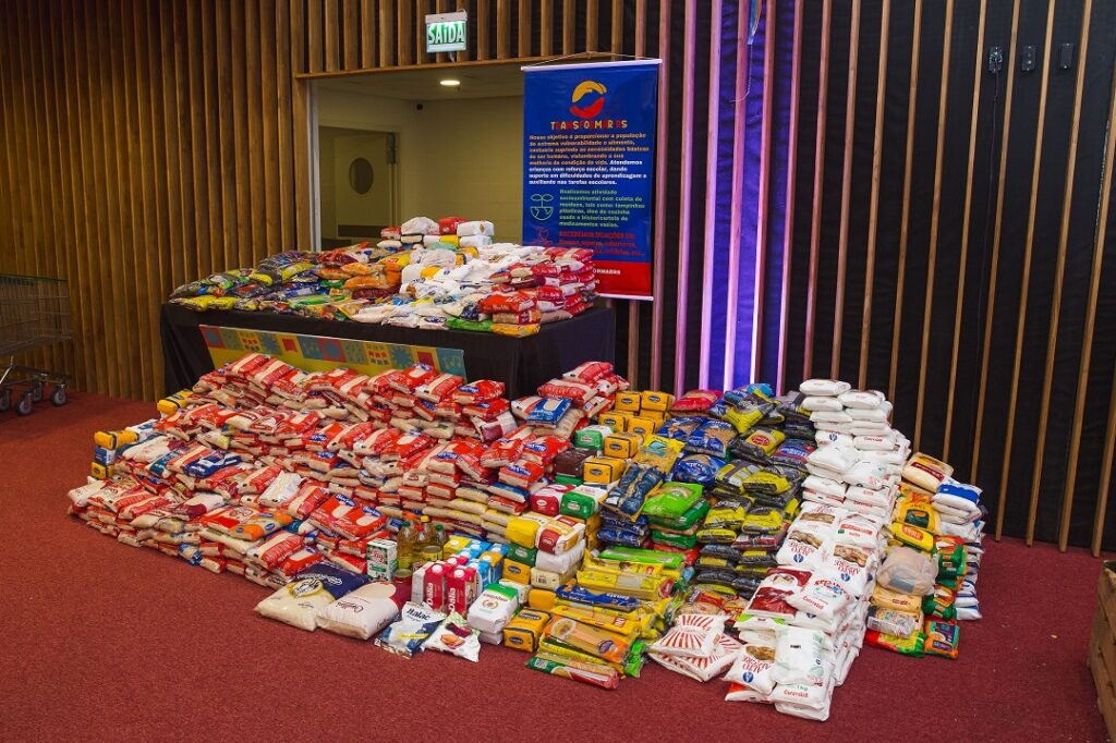 Arraiá do Park_Arrecadação de alimentos_Crédito-Pedro H Tesch_ParkShopping Canoas