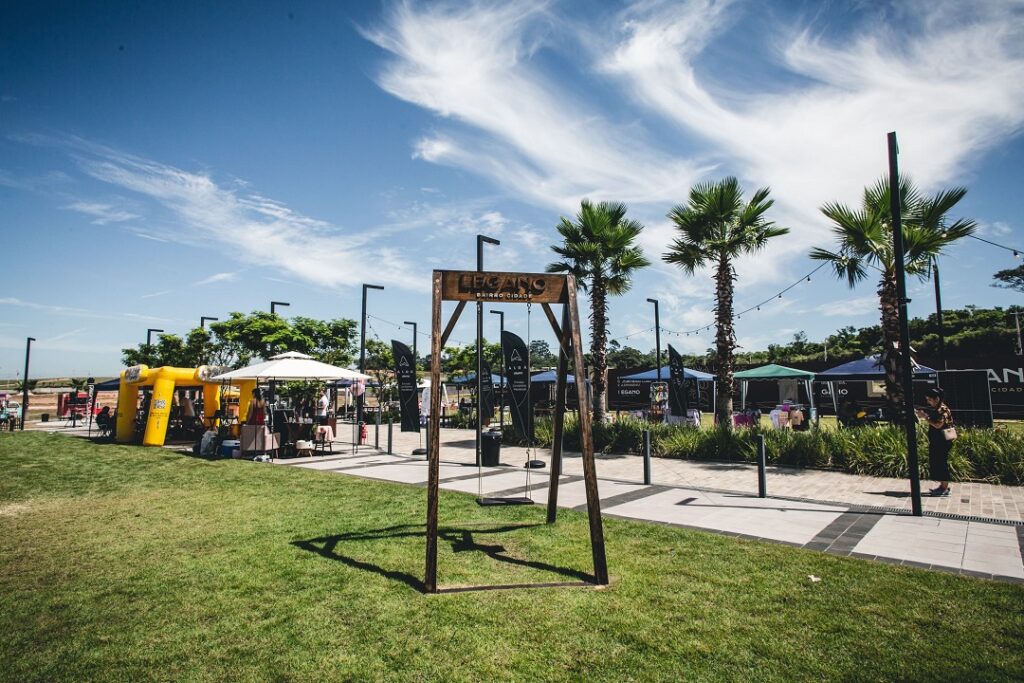 Evento gratuito e ao ar livre leva expositores, gastronomia e música a Nova Santa Rita no final de semana