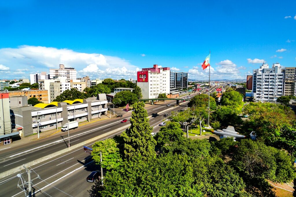 Canoas terá tempo firme e temperaturas próximas de 30°C
