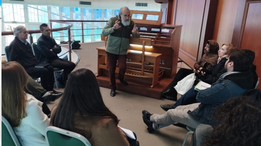 Músico de Israel ministra masterclass na Capela da Ulbra em encontro Nacional de Organistas / Foto: Fabrício Fonseca/Ulbra