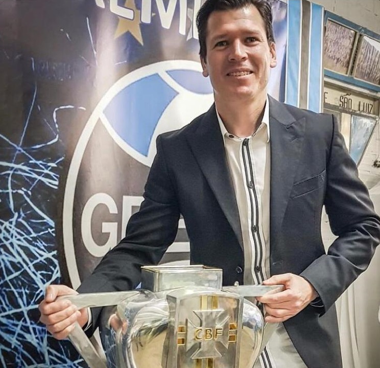 Ex-zagueiro da seleção brasileira Anderson Polga é preso durante encontro com ex-colegas na Arena do Grêmio/Arquivo Pessoal