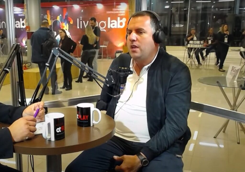 Presidente da Ulbra, Carlos Melke, concedem entrevistas exclusivas falando sobre situação da entidade