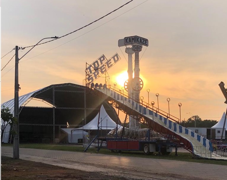 Palco e piquetes da 29ª Semana Farroupilha de Canoas quase prontos para receber mais de 150 mil visitantes - Foto: Simone Dutra/OT