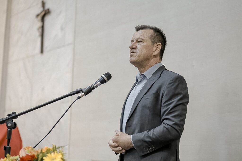 Ex-jogador de futebol Dunga recebe o Título de Cidadão Canoense - Foto: Bruna Ourique