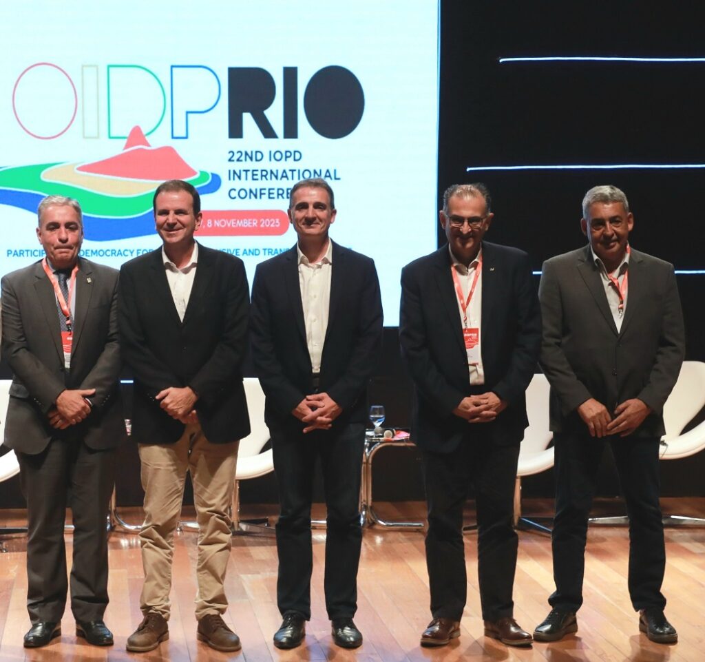 André Ceciliano - Secretário Especial de Assuntos Federativos, Eduardo Paes - Prefeito do Rio de Janeiro, Éric Piolle - Prefeito de Grenoble/França, Jairo Jorge - Prefeito de Canoas e Sebastião Melo - Prefeito de Porto Alegre - Crédito da foto: MARCOS DE PAULA/PREFEITURA DO RIO