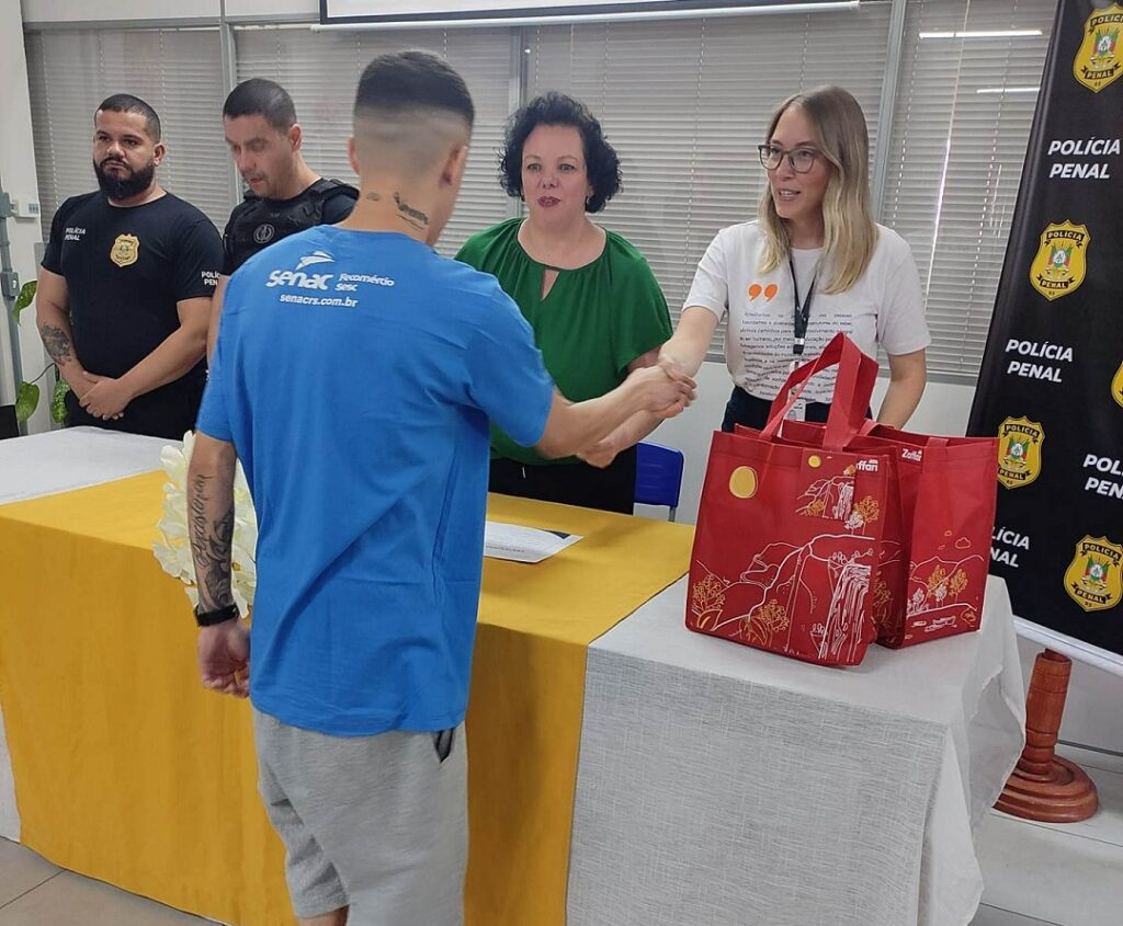 Senac Canoas forma jovens aprendizes do Complexo Prisional de Canoas