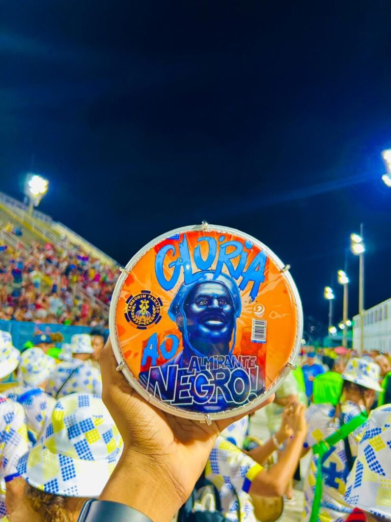 SAPUCAÍ: enredos são marcados por Literatura, mitos e história