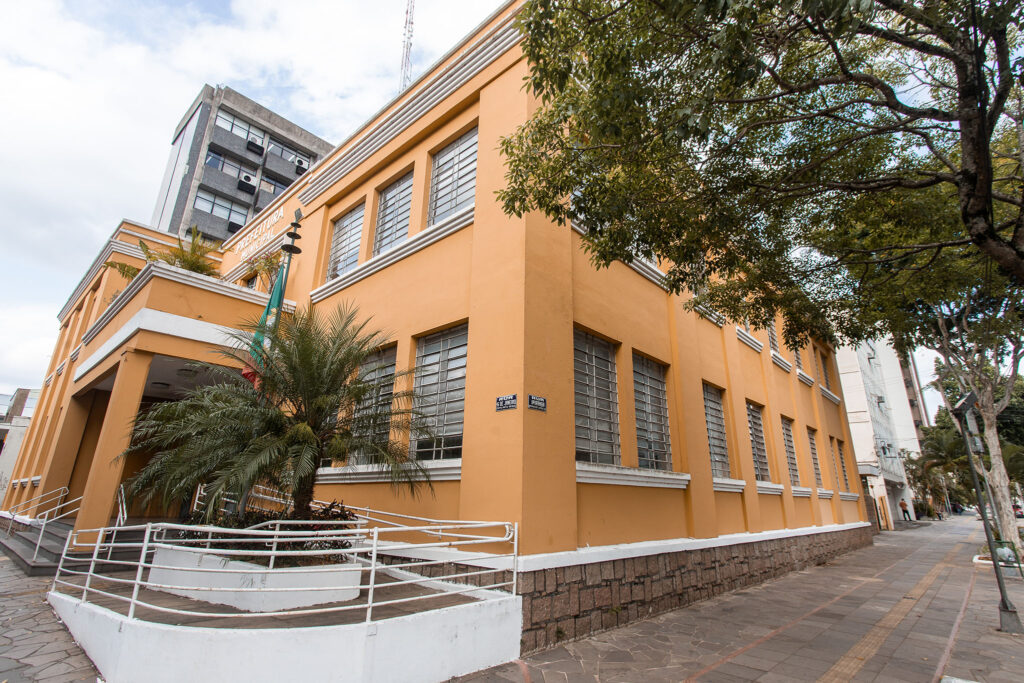 Prefeitura anuncia reposição salarial de 4,83% a servidores públicos ainda em janeiro