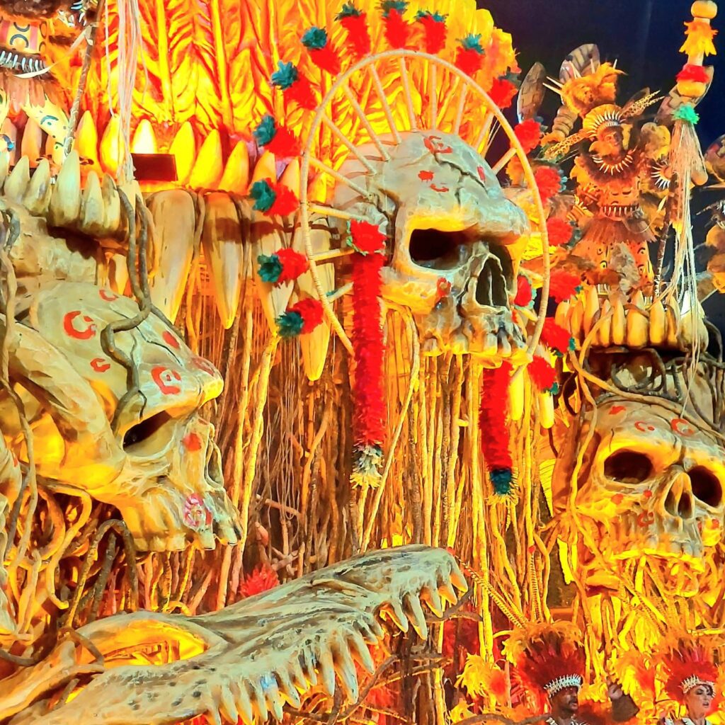 CARNAVAL RIO: Grande Rio faz desfile impecável na primeira noite do grupo especial – Foto: Daniela Uequed/O Timoneiro