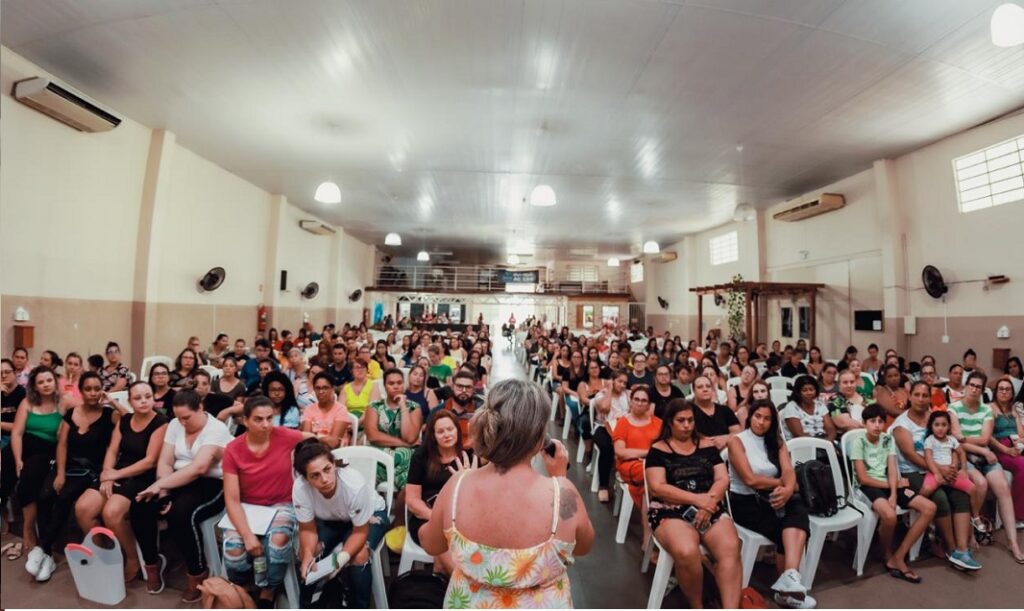 Curso Básico de Monitor Infantil com Primeiros Socorros capacita 400 pessoas em Canoas