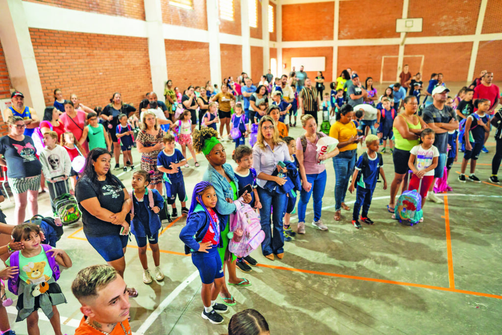 Aulas retomam para todos alunos do Ensino Fundamental em Canoas