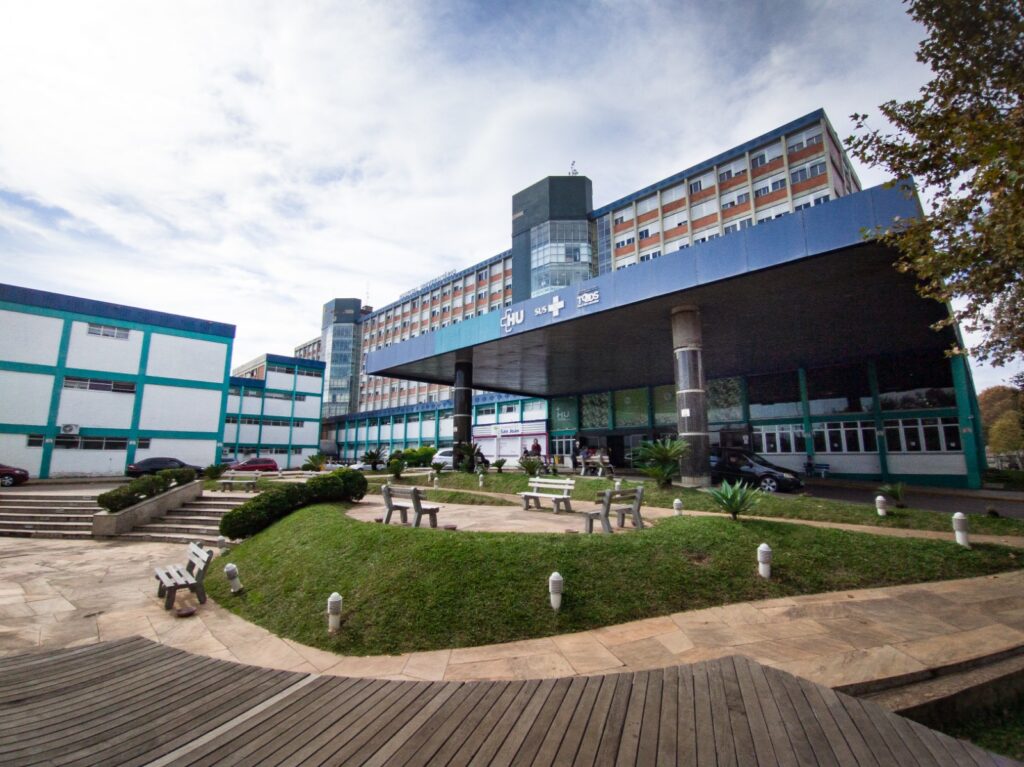 HospitaMédicos do Hospital Universitário de Canoas recebem pagamento de salários atrasados l Universitário de Canoas adota inteligência artificial para agilizar atendimento de infartos