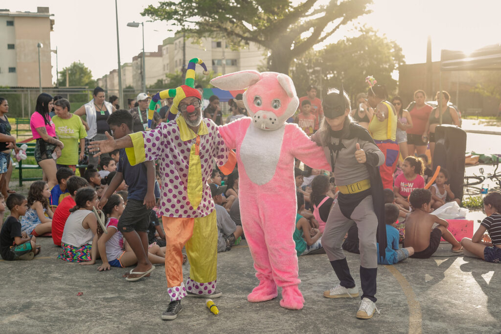 ‘Cultura na Rua’ teve shows e a visita do coelho da Páscoa no domingo em Canoas - Foto: Amanda Furtado