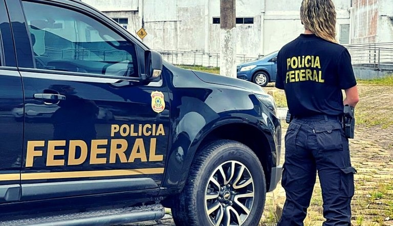 Polícia Federal apura crimes de corrupção na compra de materiais nas Secretarias de Educação de Canoas e Eldorado do Sul