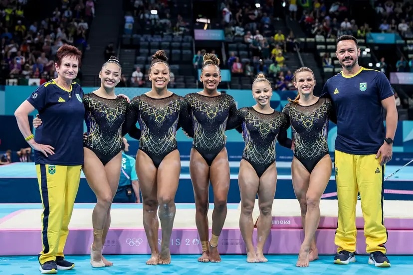 Ginástica artística do Brasil conquista bronze inédito por equipes no feminino - Foto Miriam JeskeCOB