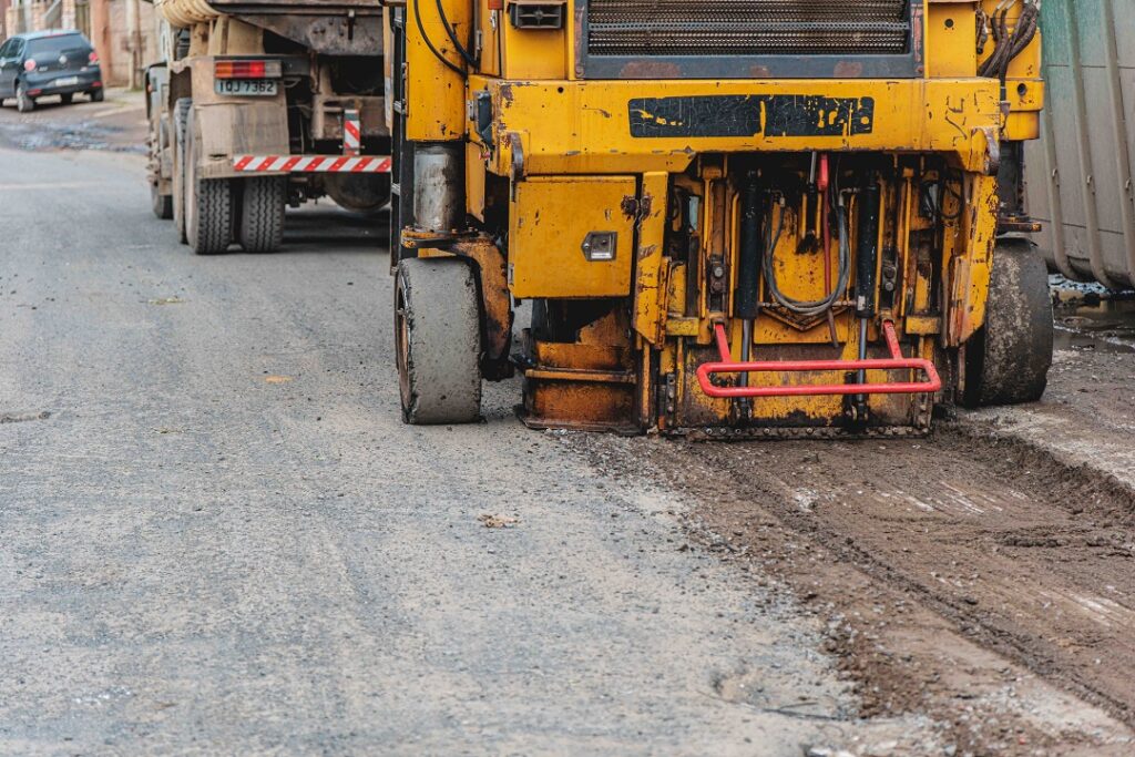 Estrada do Nazário volta a ter trânsito liberado no sistema siga e pare