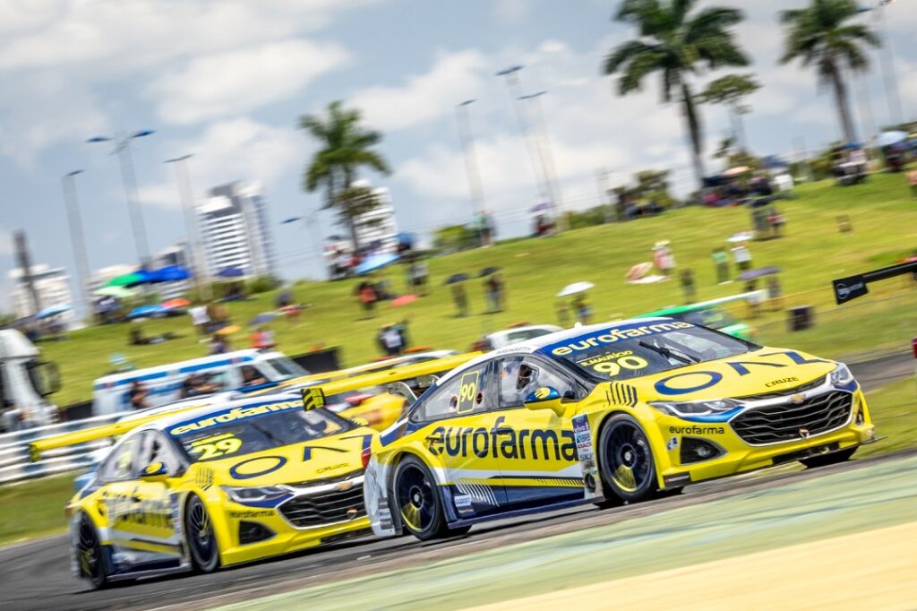 Evento de conscientização para destinação correta de eletrônicos terá presença de pilotos da StockCar