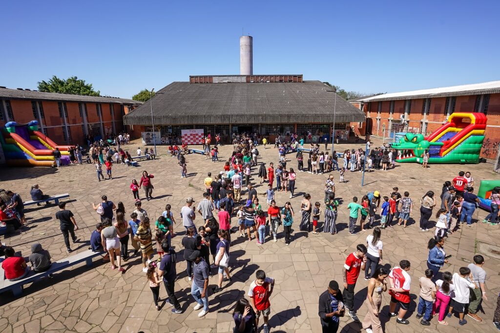 Mais de 4 mil pessoas celebram o Dia das Crianças em Canoas em ação solidária do Instituto Combustível da Vida e Lance de Craque