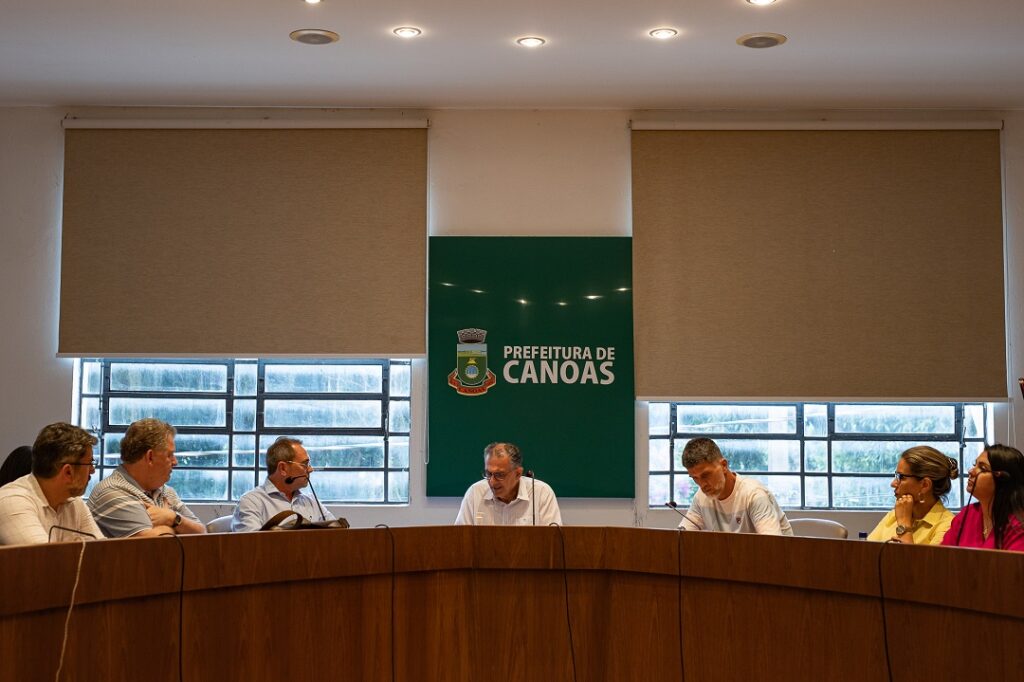 Reunião com equipes de transição definiu prazo de dez dias para que atual gestão responda pedidos da futura