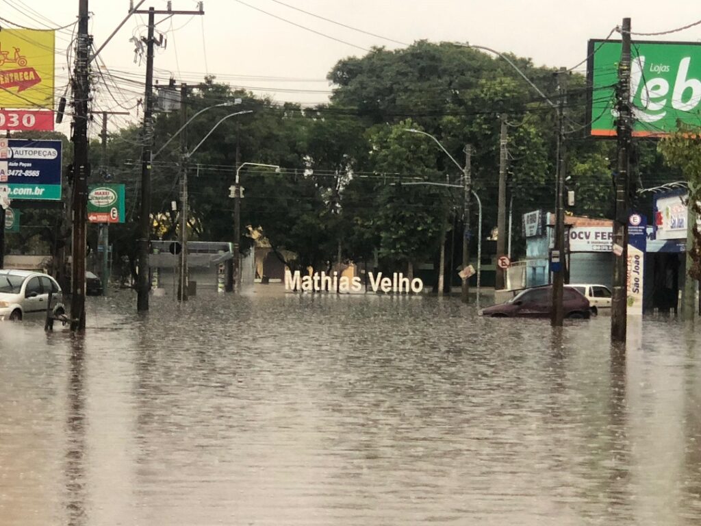 Canoas tem cerca de 2 mil pessoas habilitadas que ainda não conseguiram resgatar o Auxílio Reconstrução