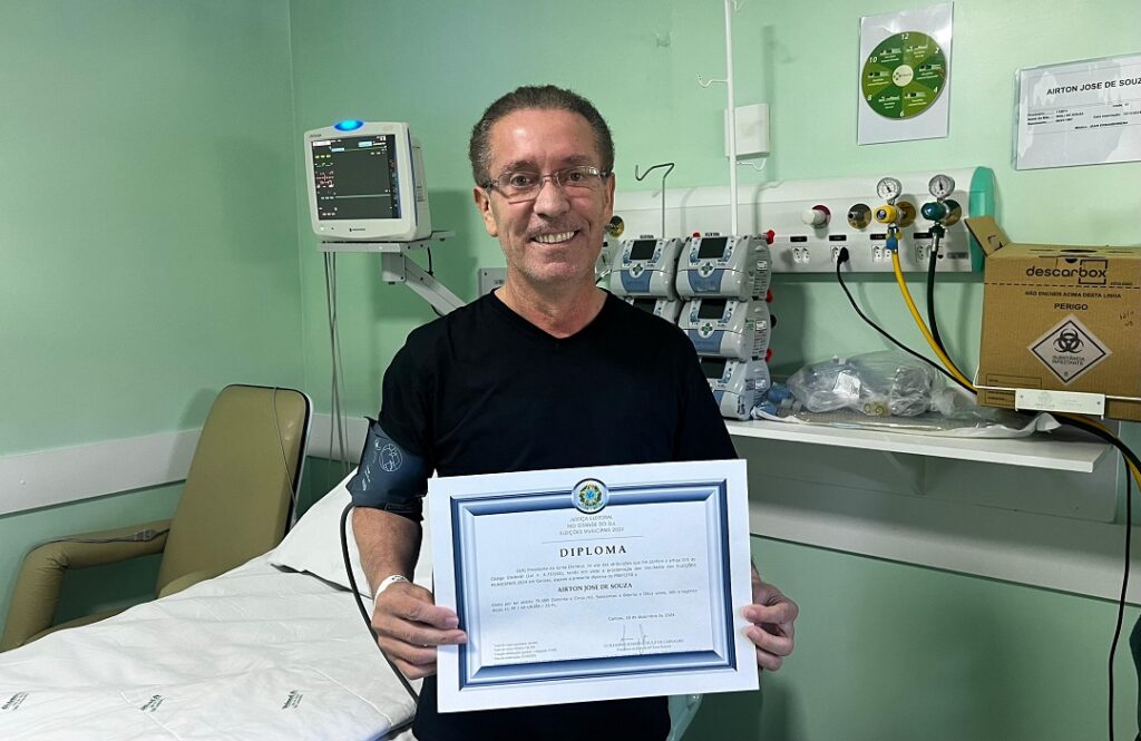 Prefeito, vice-prefeito e os 21 vereadores eleitos em Canoas são diplomados