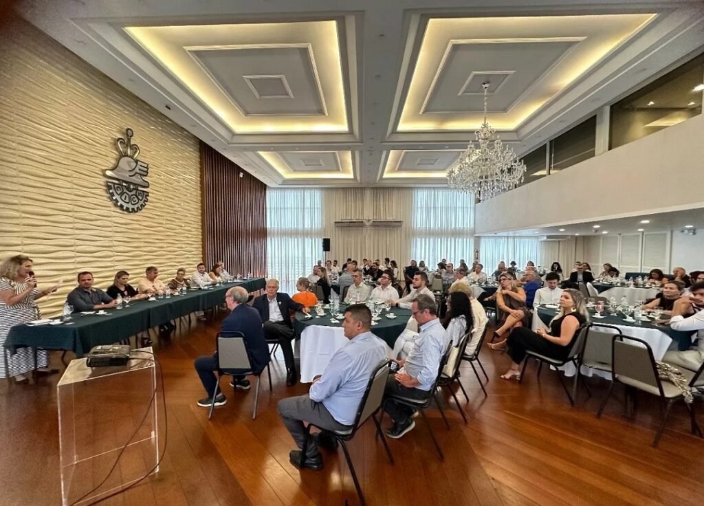 Cics Canoas completa 85 anos de fundação