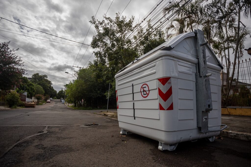 Canoas passa a contar com novo cronograma da coleta domiciliar de lixo; confira mapa