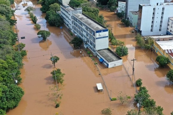 Evento na UFRGS debate enchentes no RS e mudança climática