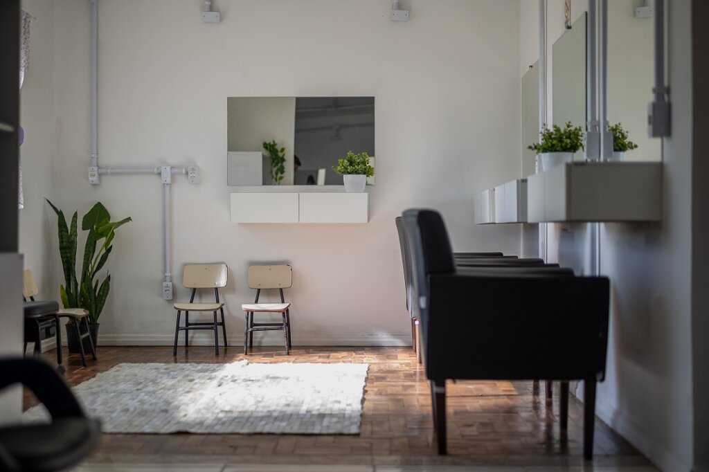 Programa visa combater a violência doméstica através da autonomia financeira para mulheres em Canoas