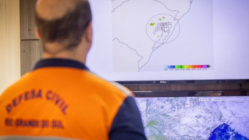 Defesa Civil estadual passa a disponibilizar à população imagens geradas pelo radar meteorológico instalado em Porto Alegre