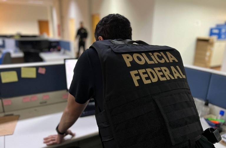Concurso da Polícia Federal está com inscrições abertas para 1000 vagas; salário pode chegar a R$ 26.800,00