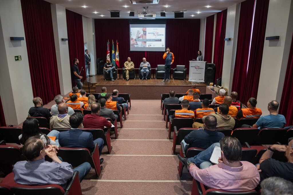 Revisão do Plano de Contingência e Evacuação em eventos climáticos extremos é lançado em Canoas