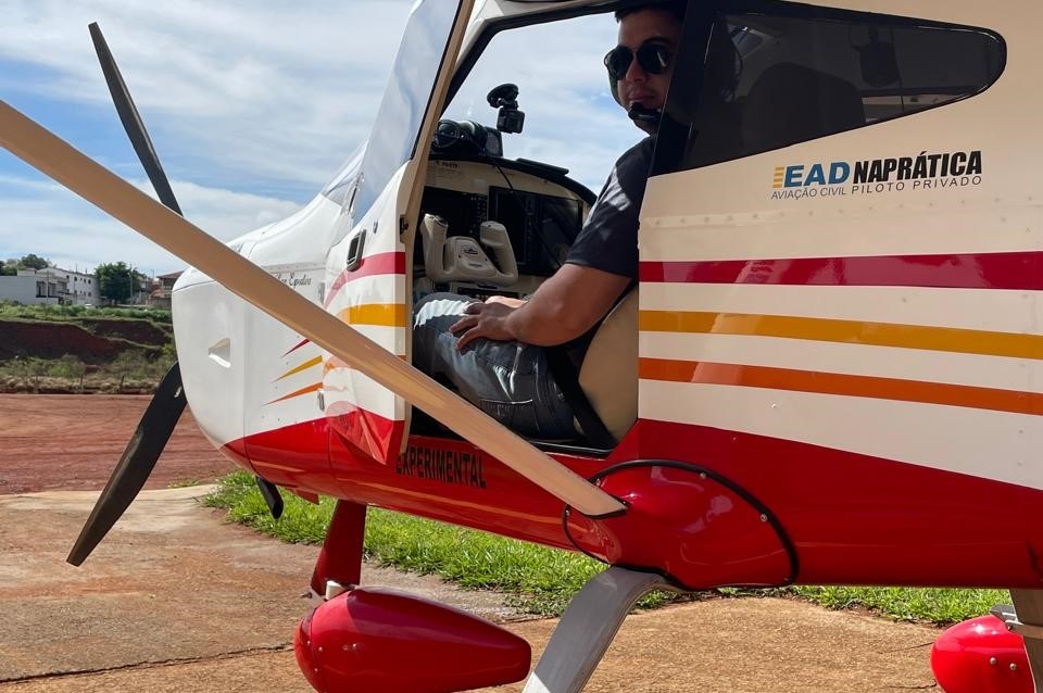 Ulbra inaugura escola de aviação e oferecerá cursos de mecânicos e pilotos civis