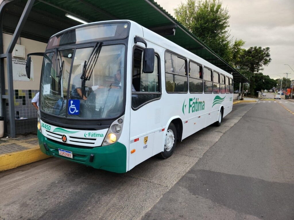 Empresa Fátima assume linhas de ônibus em Nova Santa Rita e substitui cartão TEU!