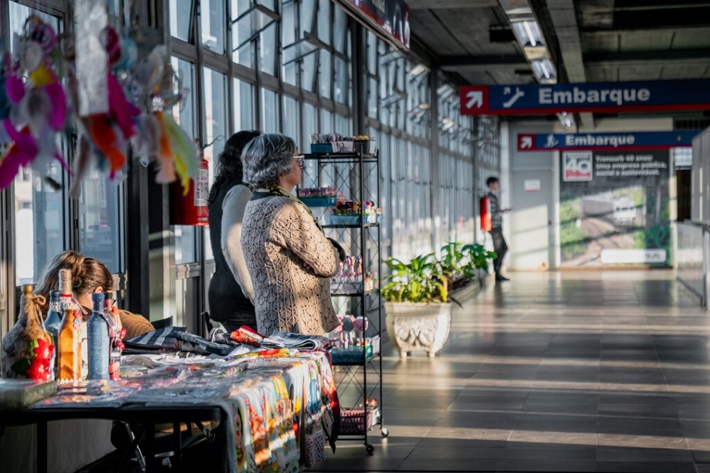 Começou nesta segunda-feira a Feira do Artesanato Especial de Dia dos Pais em Canoas 