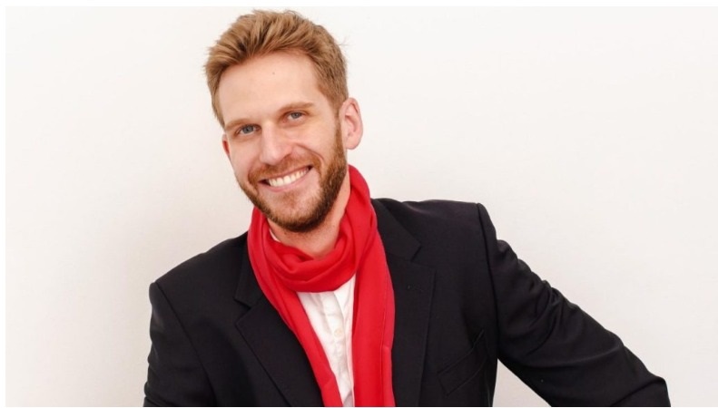 Humorista francês Paul Cabannes apresenta espetáculo “Alma de Brasileiro” em Canoas