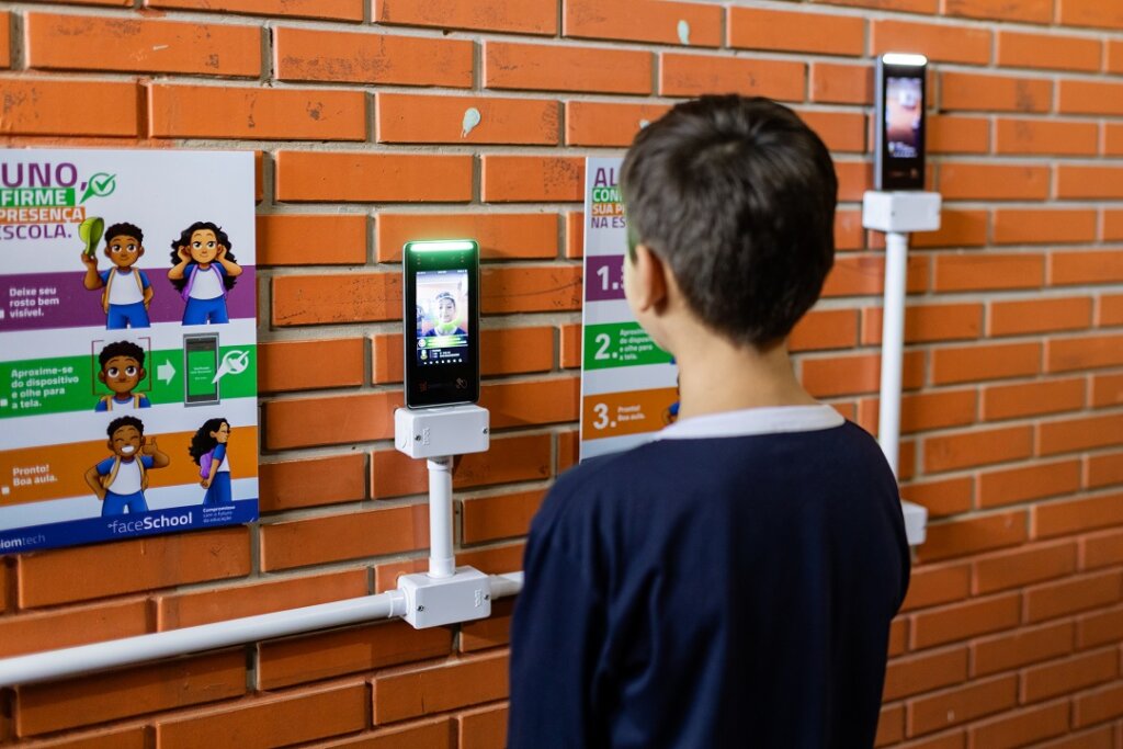 Sistema de reconhecimento facial é lançado nas escolas municipais de Canoas
