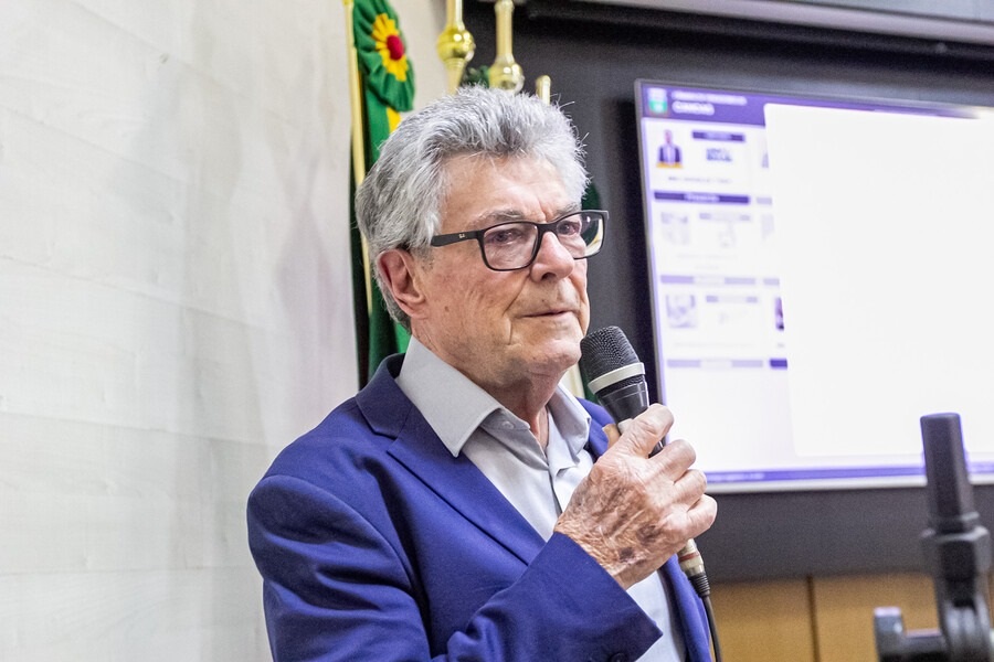 Câmara de Canoas concede Título de Cidadão Canoense a Francisco Biazus