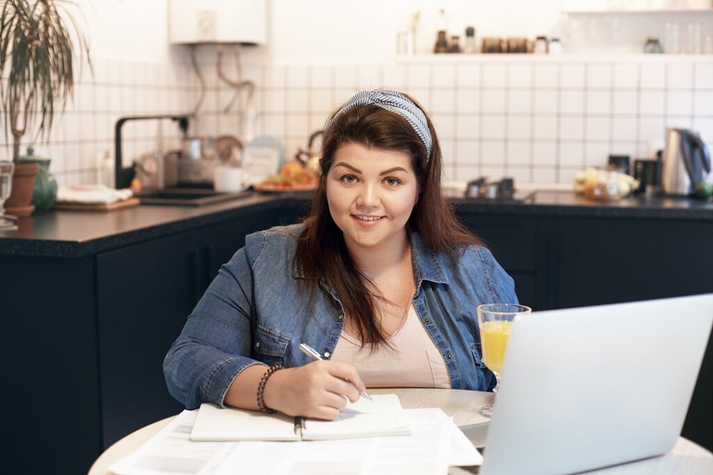 Inscrições para curso gratuito que ensina mulheres a montar e gerir seu próprio delivery abrem na quinta-feira, 11