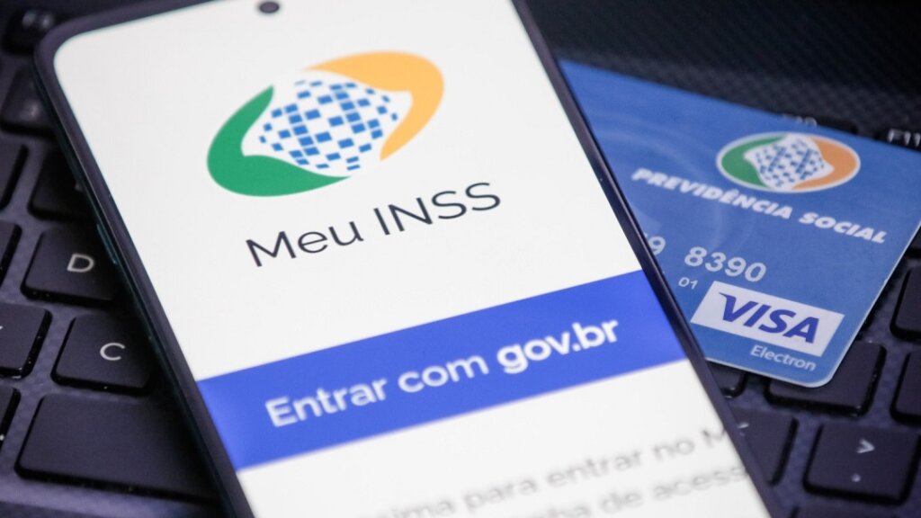 Governo prorroga prazo para aposentados contestarem descontos indevidos do INSS